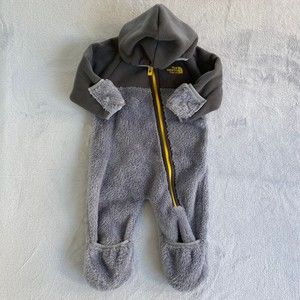 The North Face baby fleece bunting in grey size 3-6 months